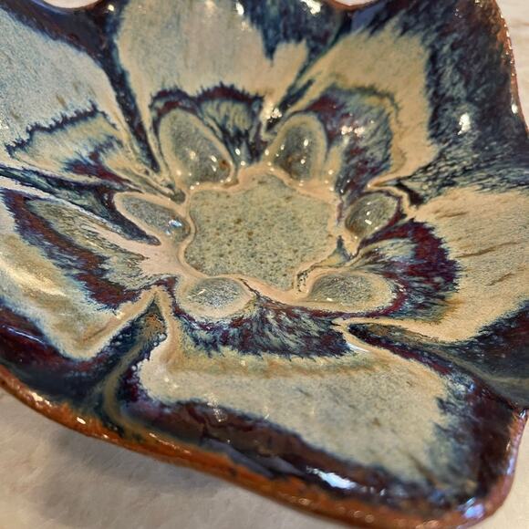 Studio Pottery dish blue flower shaped stunning!  Signed - Picture 2 of 11